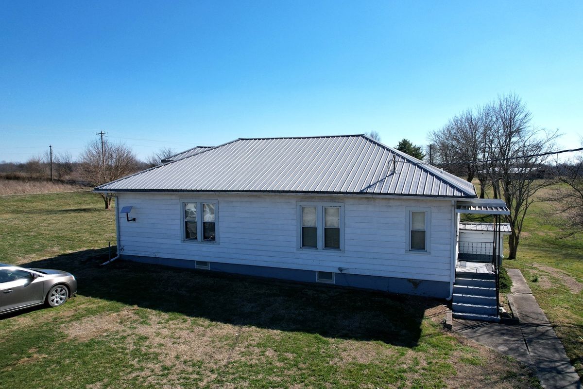 2919 Feather Trail Road, Olmsted, IL 62970