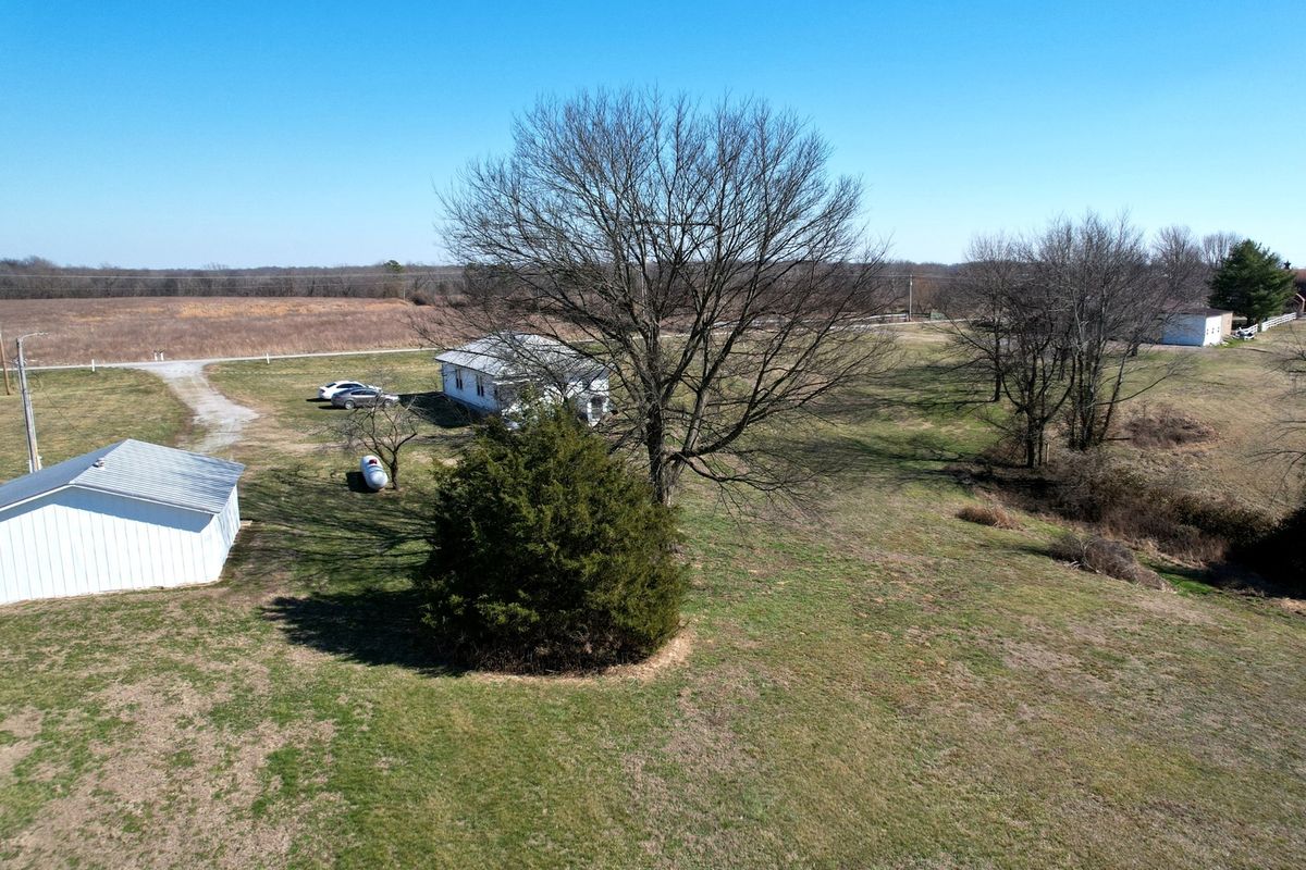 2919 Feather Trail Road, Olmsted, IL 62970