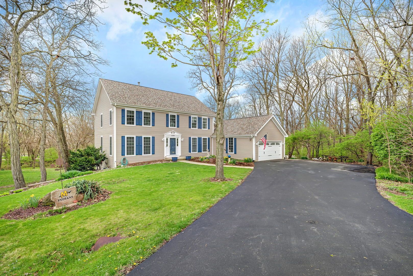 22506 S Queens Court — Joliet, IL 60404
