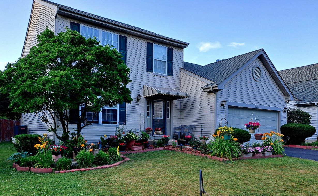 2070 Foxtail Drive — Aurora, IL 60504