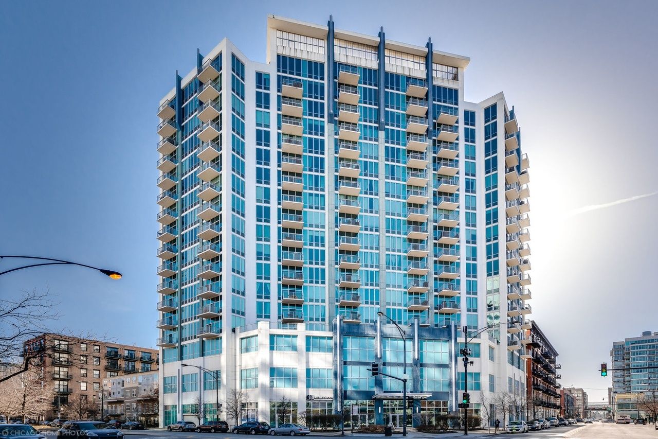 1600 Indiana Avenue — Chicago, IL 60616