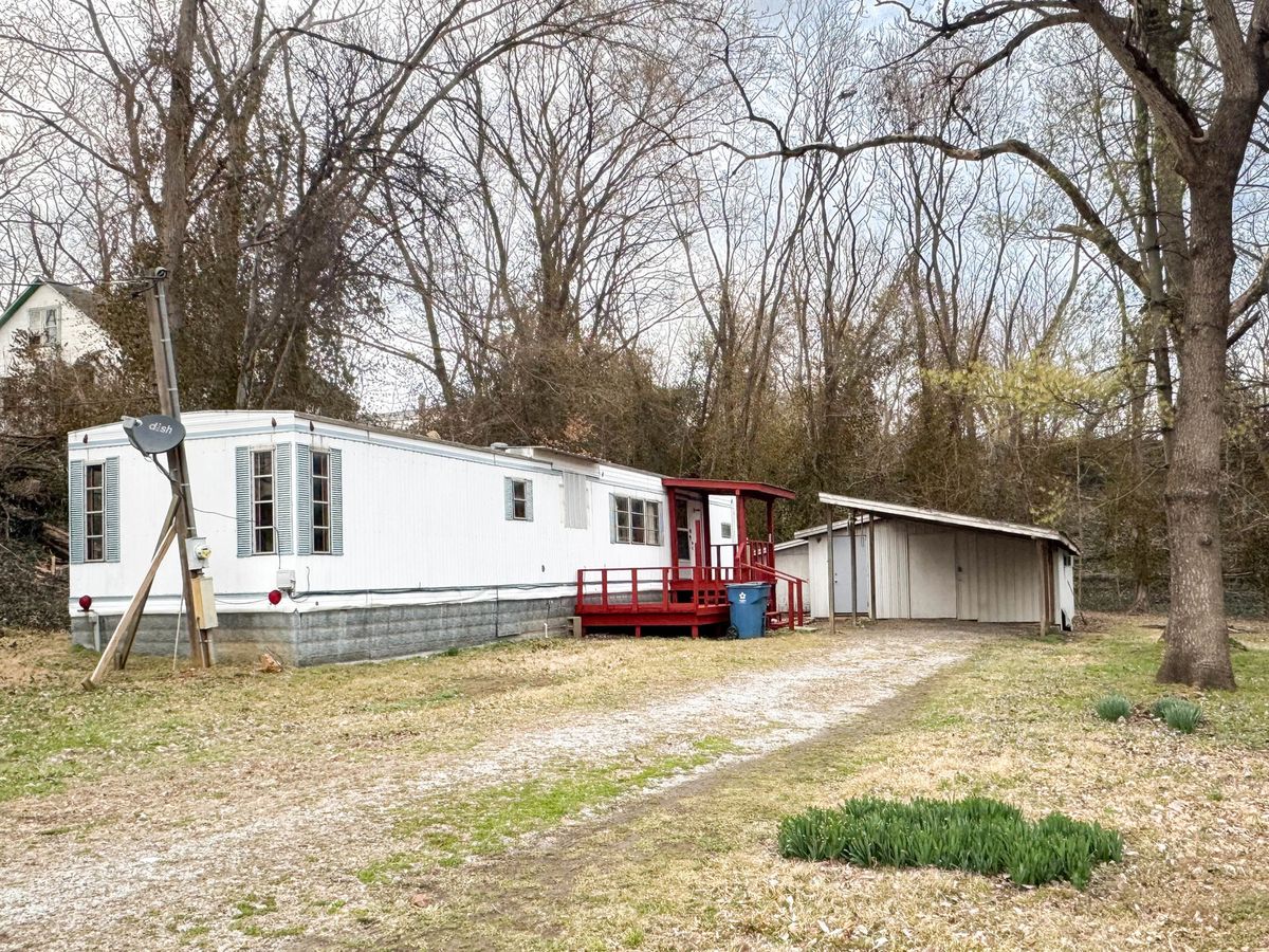 205 E Union Street, Jonesboro, IL 62952