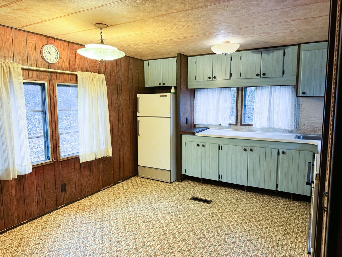 205 E Union Street, Jonesboro, IL 62952