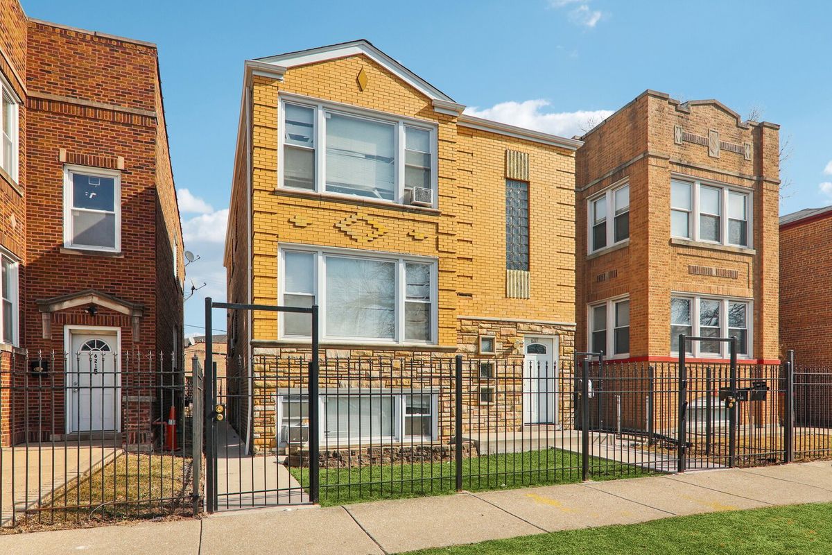 6217 Seeley Avenue, Chicago, IL 60636