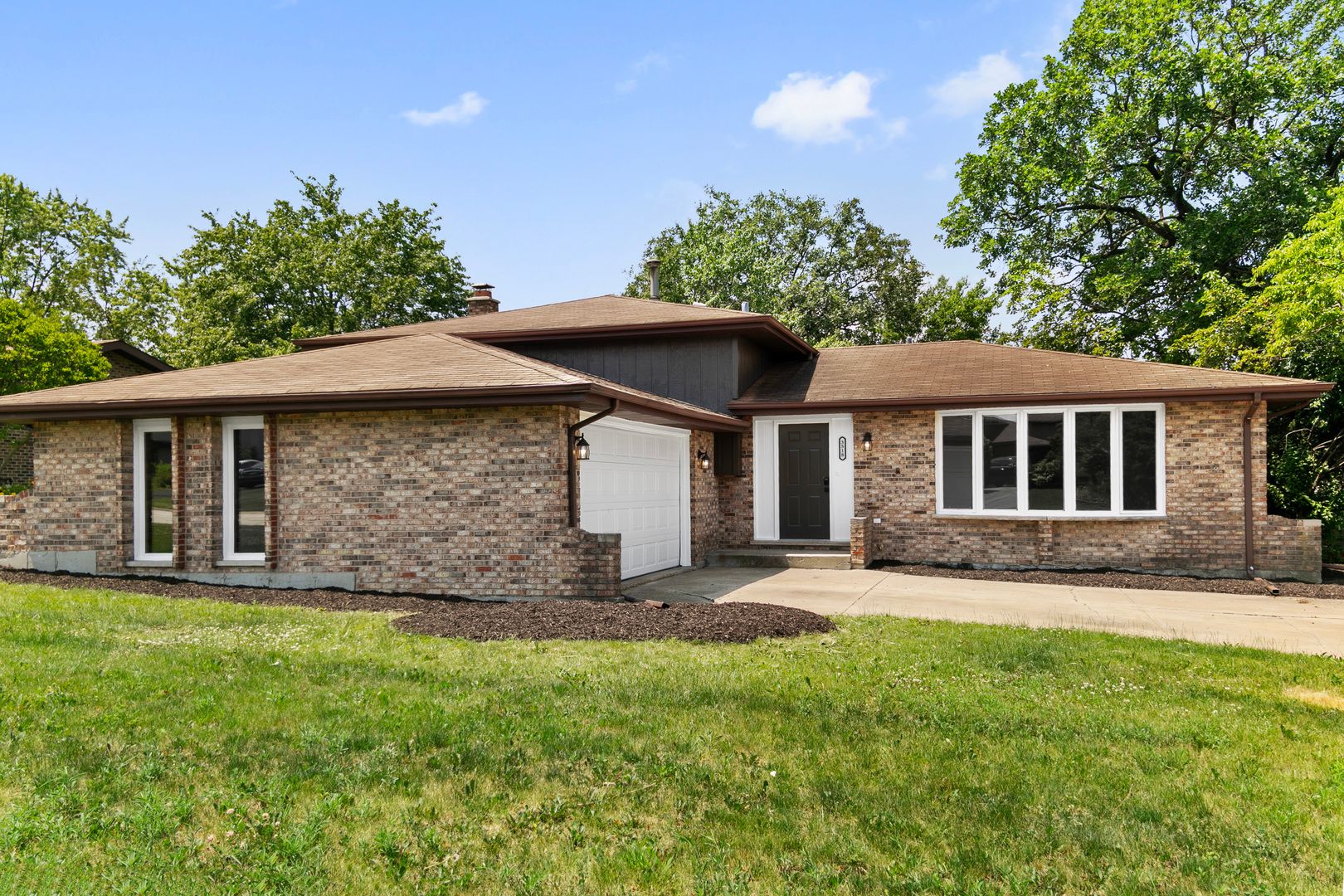 3518 Jacqueline Drive — Crete, IL 60417