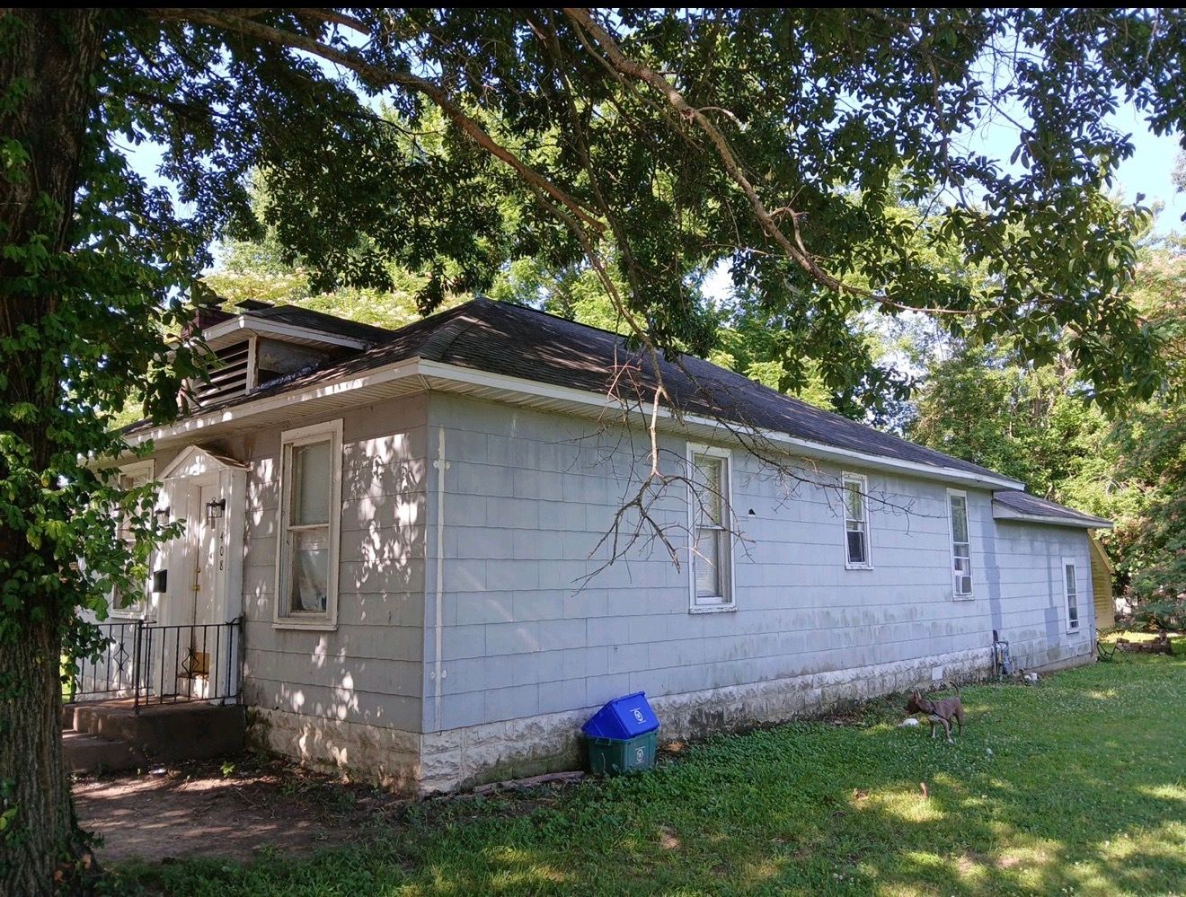 408 S JAMES Street — Carbondale, IL 62901