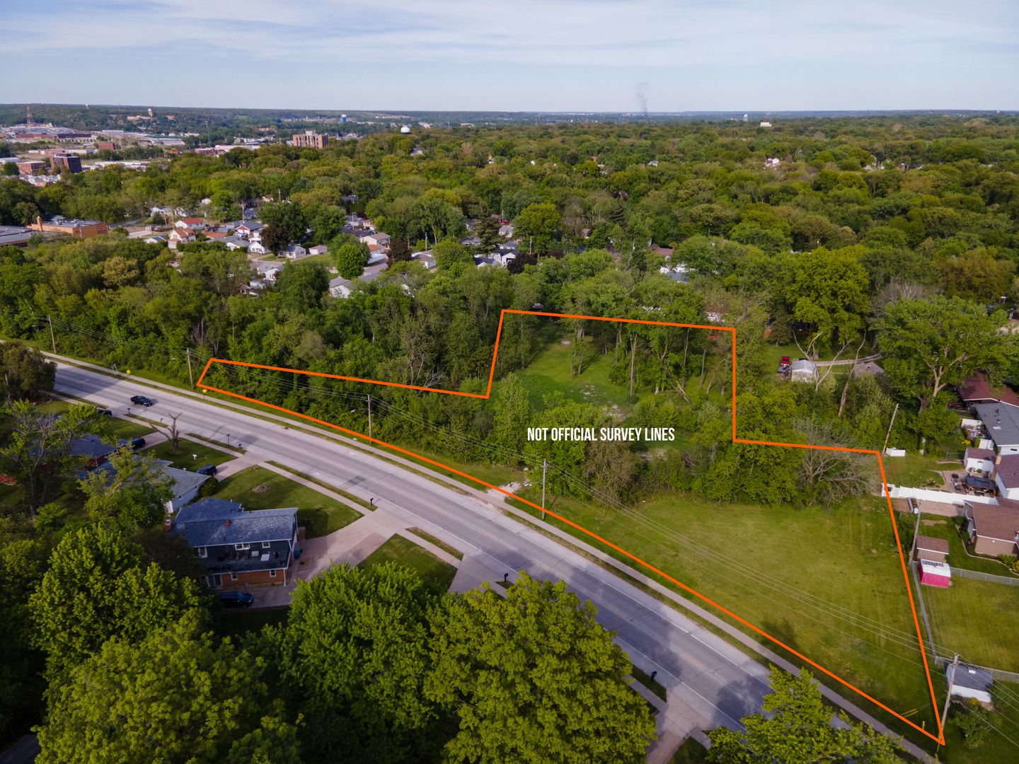 2400 KENNEDY Drive — East Moline, IL 61244