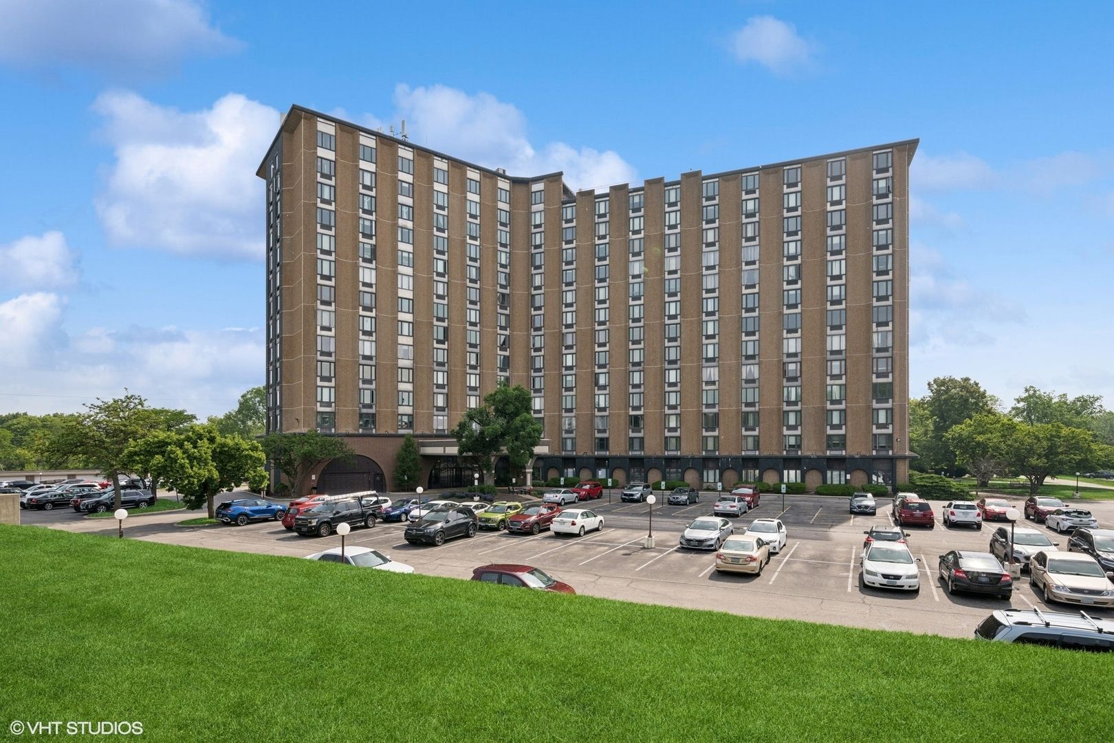 1 Renaissance Place #3PH — Palatine, IL 60067