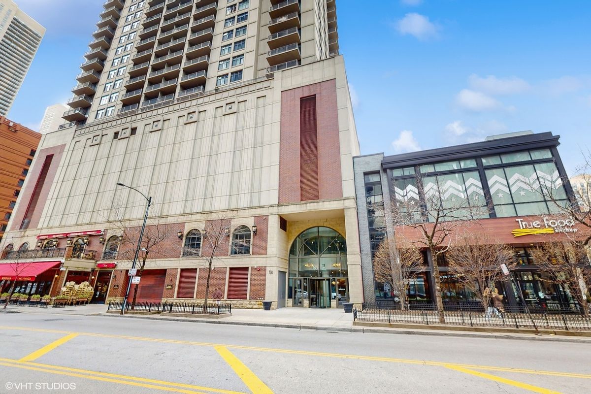 630 State Street, Chicago, IL 60654