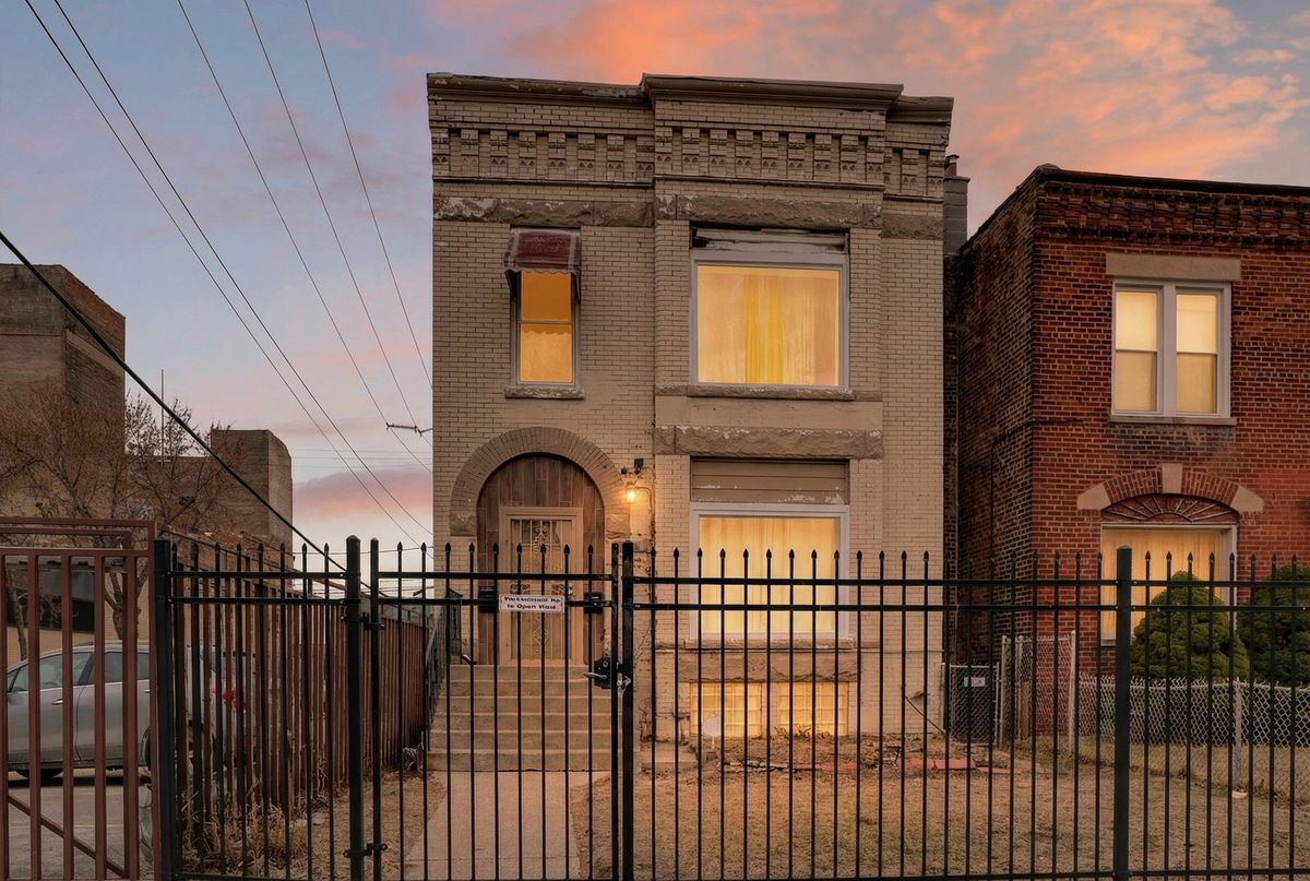 6317 Evans Avenue, Chicago, IL 60637