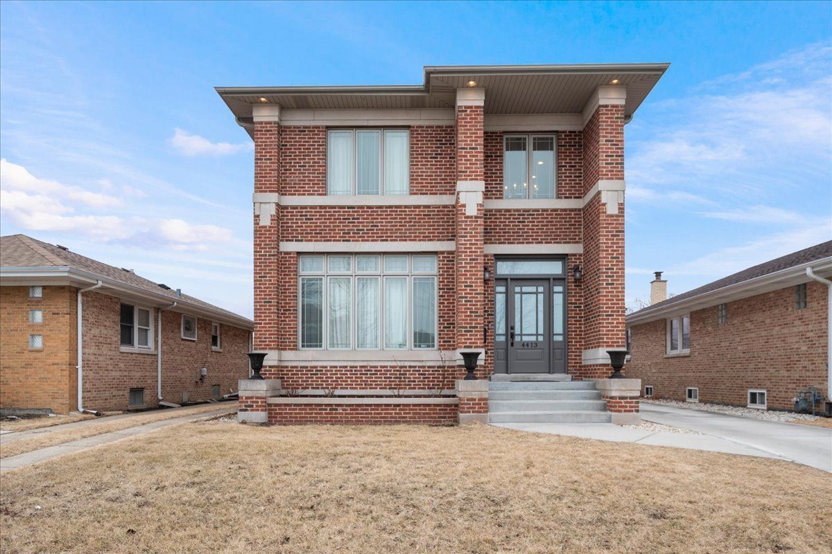 4413 N Orange Avenue — Norridge, IL 60706