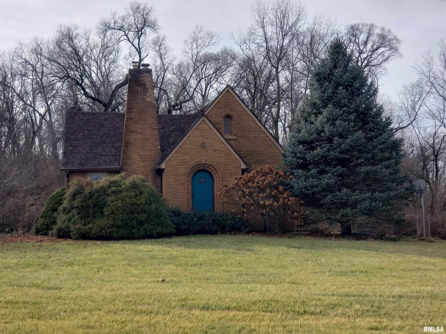 8300 US-150 Highway — Coal Valley, IL 61240