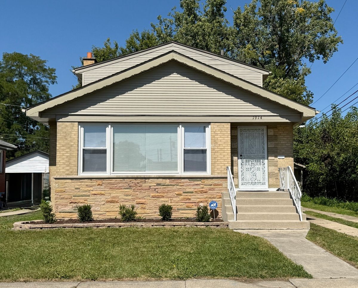 1914 108th Place, Chicago, IL 60643