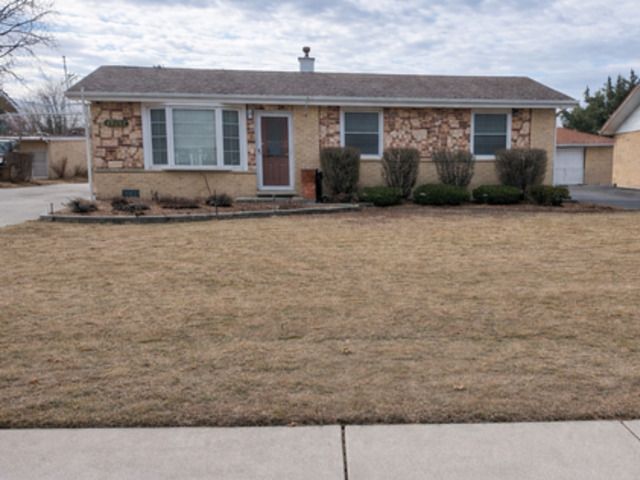 13212 Playfield Drive, Crestwood, IL 60418