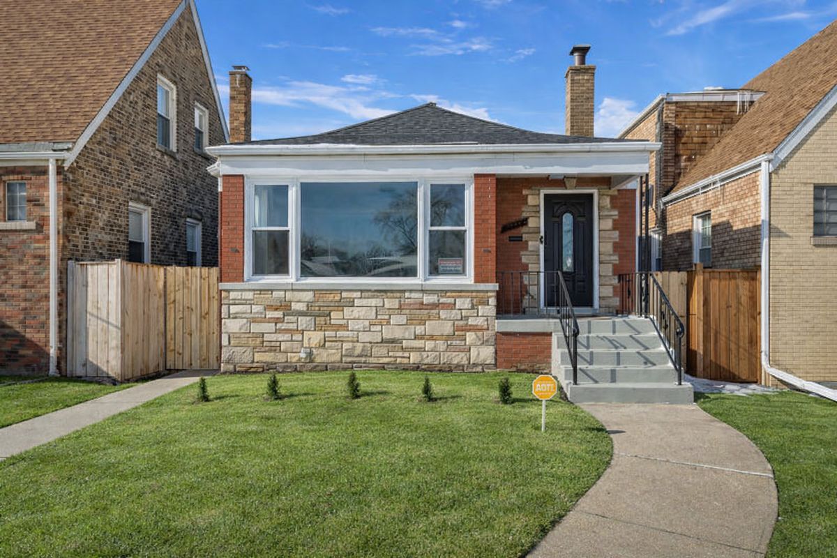 7944 Talman Avenue, Chicago, IL 60652