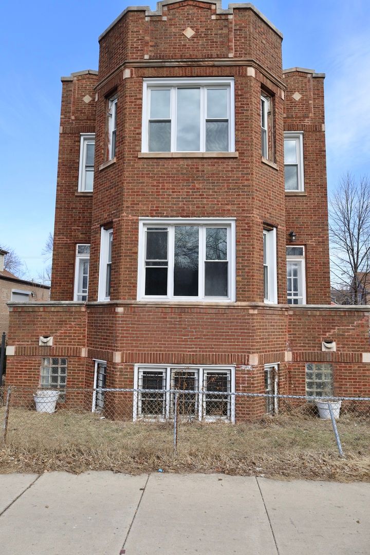 1900 Garfield Boulevard, Chicago, IL 60609