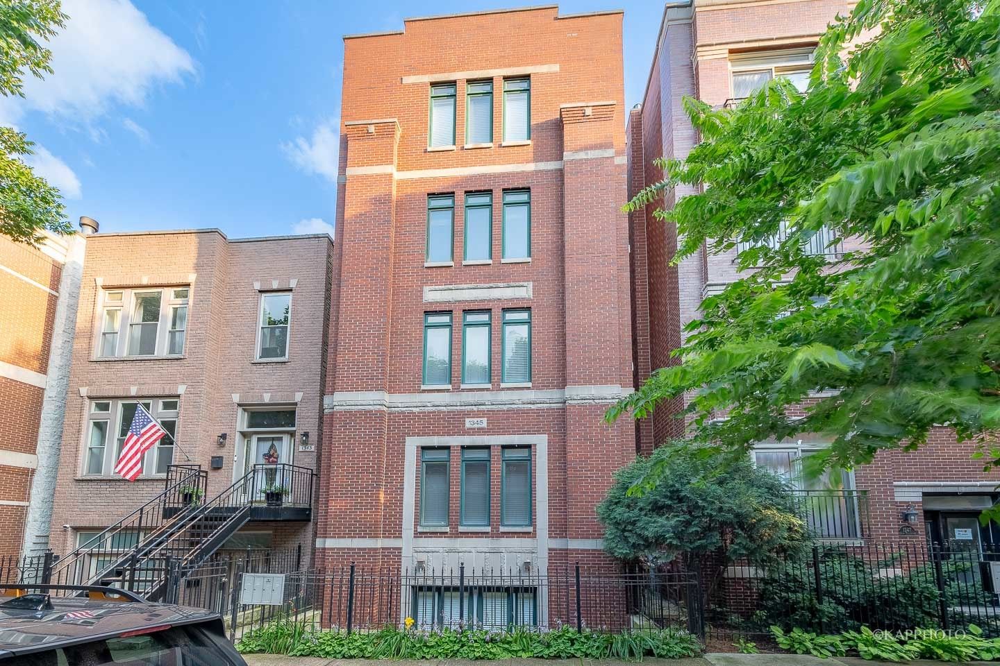 1345 W Fillmore Street #3 — Chicago, IL 60607