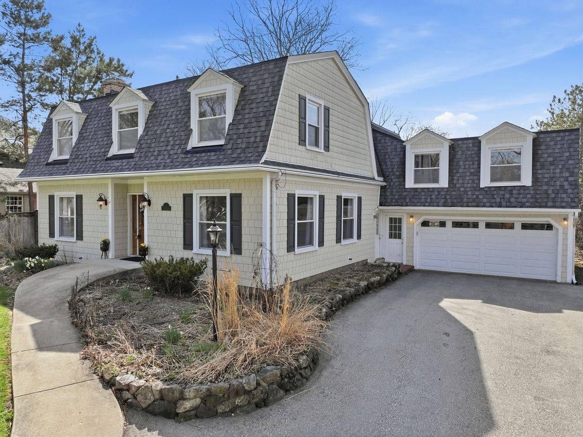 14 Timber Lane, Northbrook, IL 60062