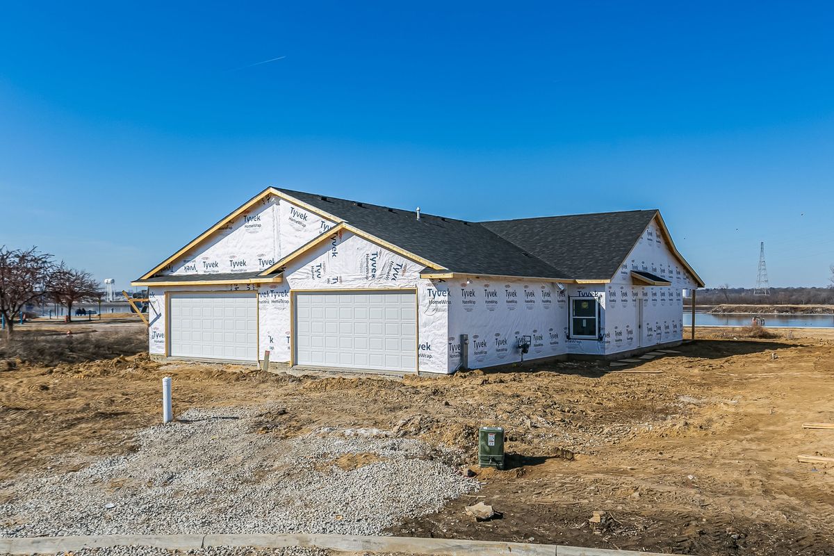 163 Skaloud Court, East Moline, IL 61244