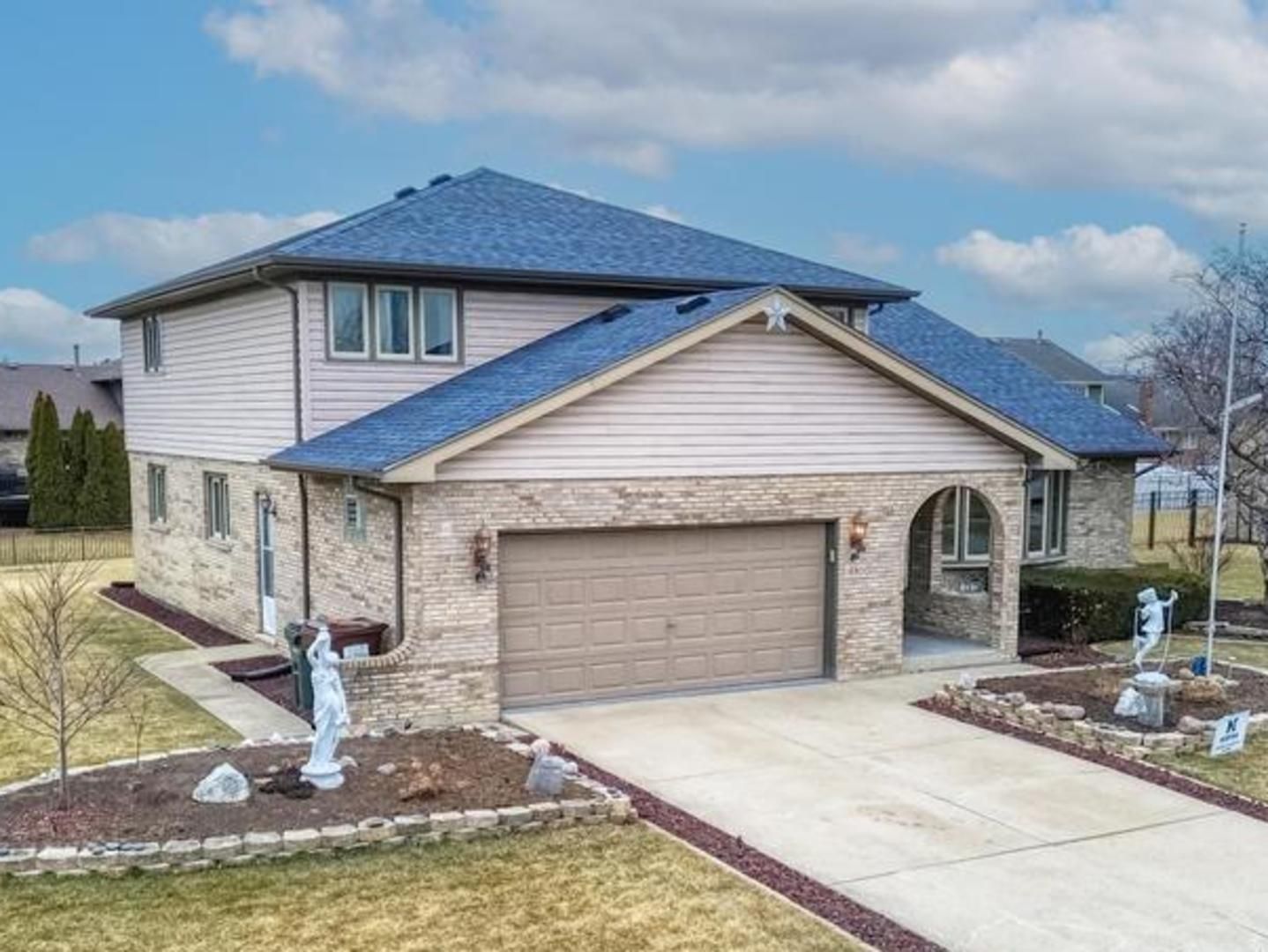 18800 Dickens Drive — Mokena, IL 60448