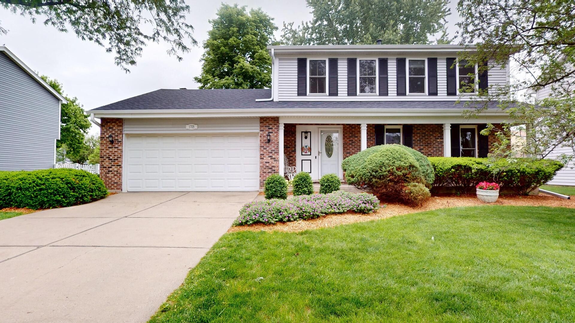 1705 Hawkins Avenue — Downers Grove, IL 60516