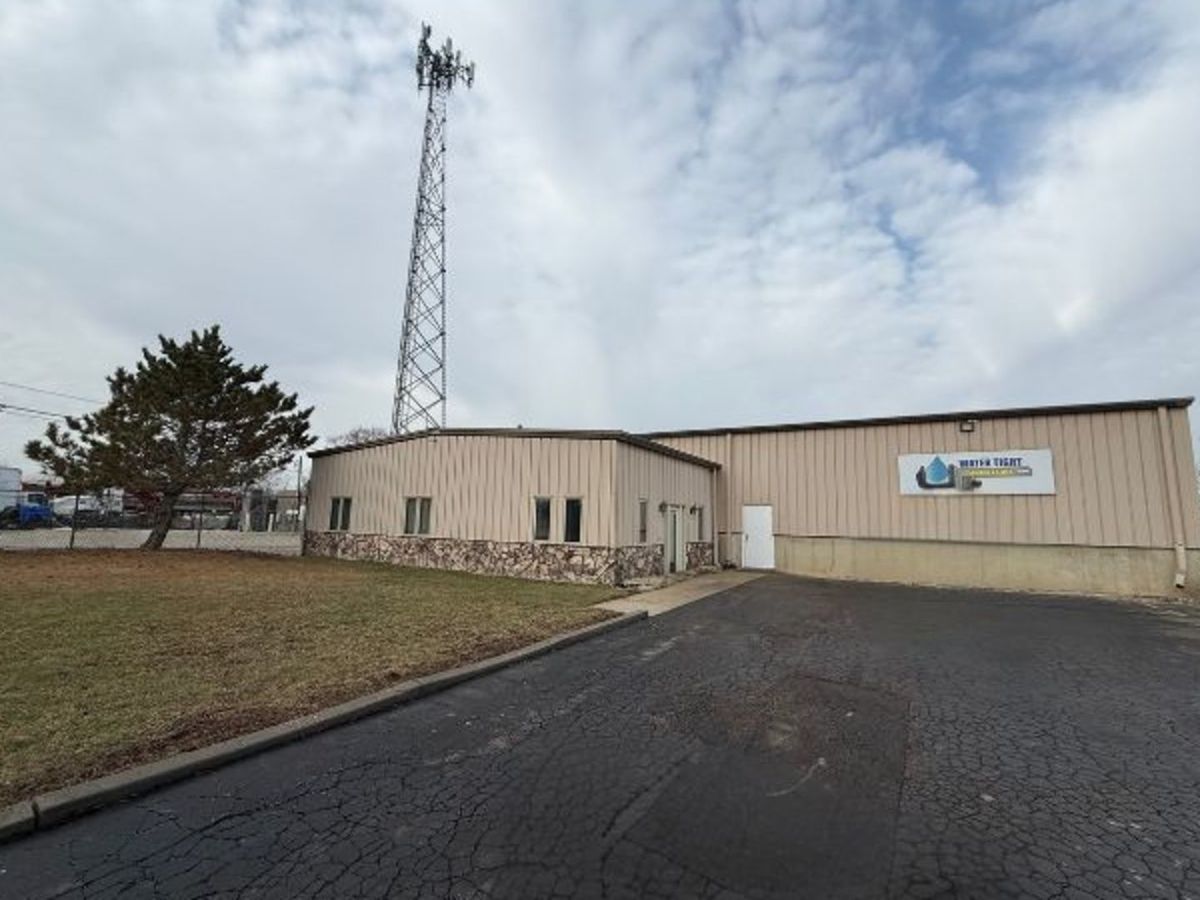 2004 Horizon Court, Zion, IL 60099