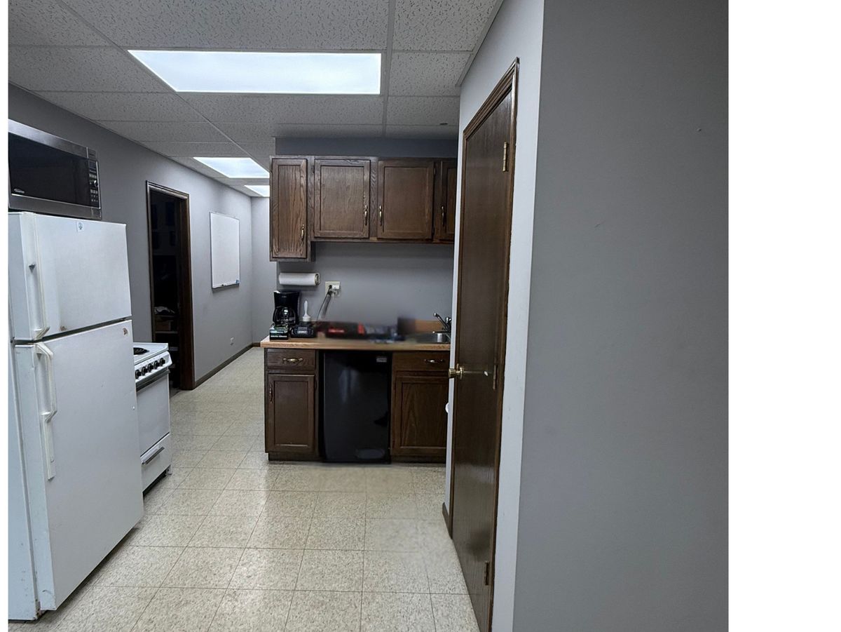 2004 Horizon Court, Zion, IL 60099