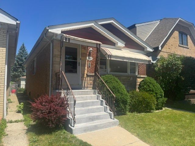 7042 Pershing Road — Berwyn, IL 60402