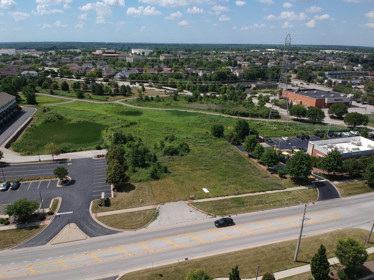 11101 179th Street, Orland Park, IL 60467