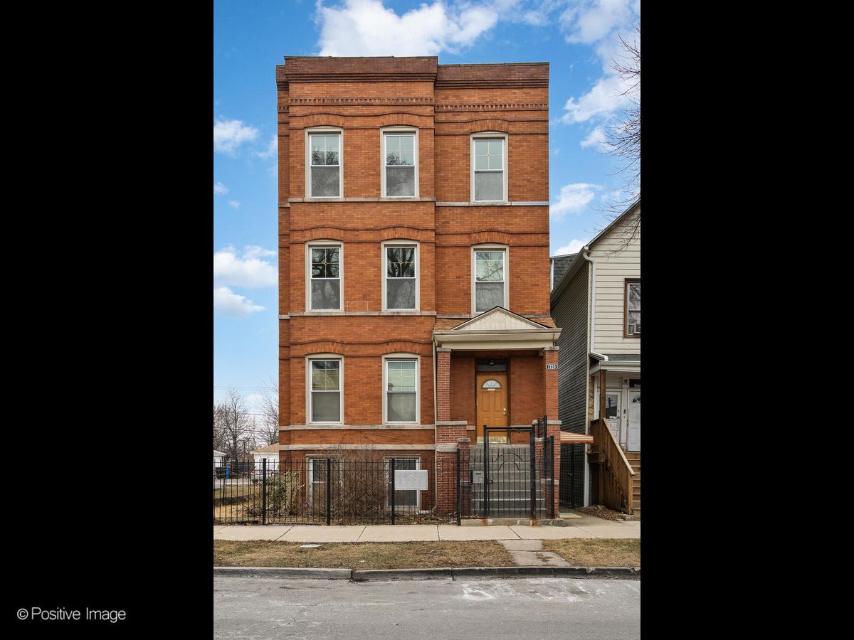 1720 Tripp Avenue, Chicago, IL 60639