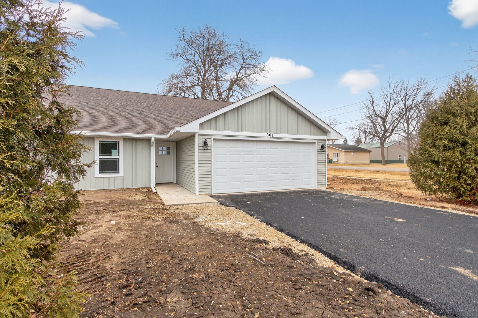 301 W South Street #301 — Durand, IL 61024