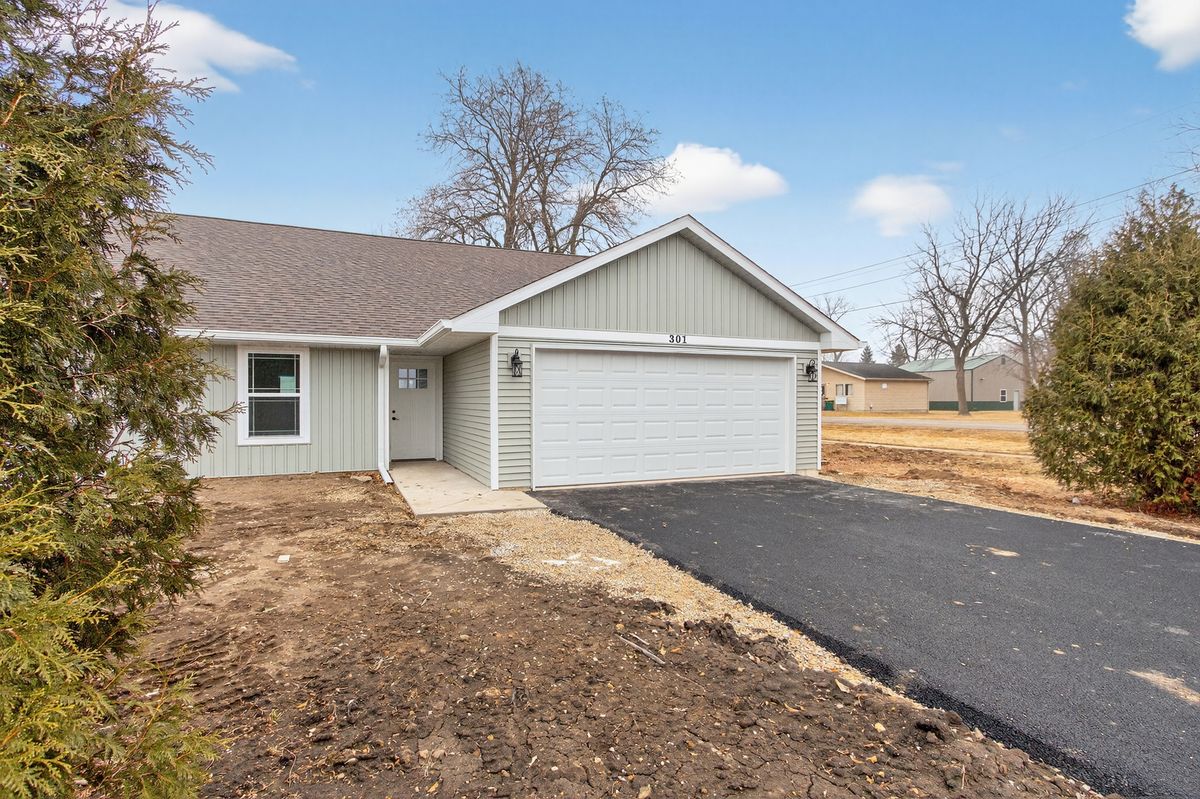 301 South Street, Durand, IL 61024