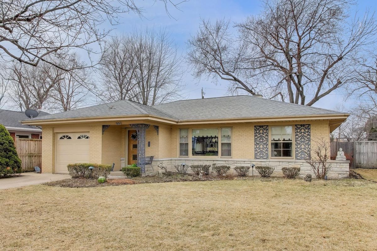 5630 KENTON Avenue, Chicago, IL 60646