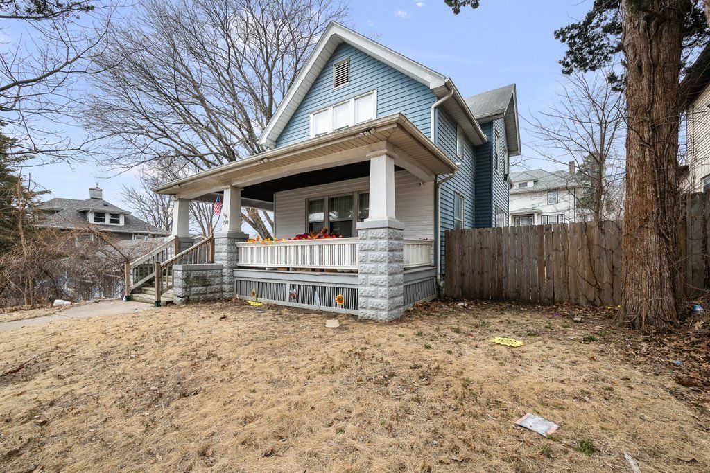 1323 17TH Street — Rock Island, IL 61201