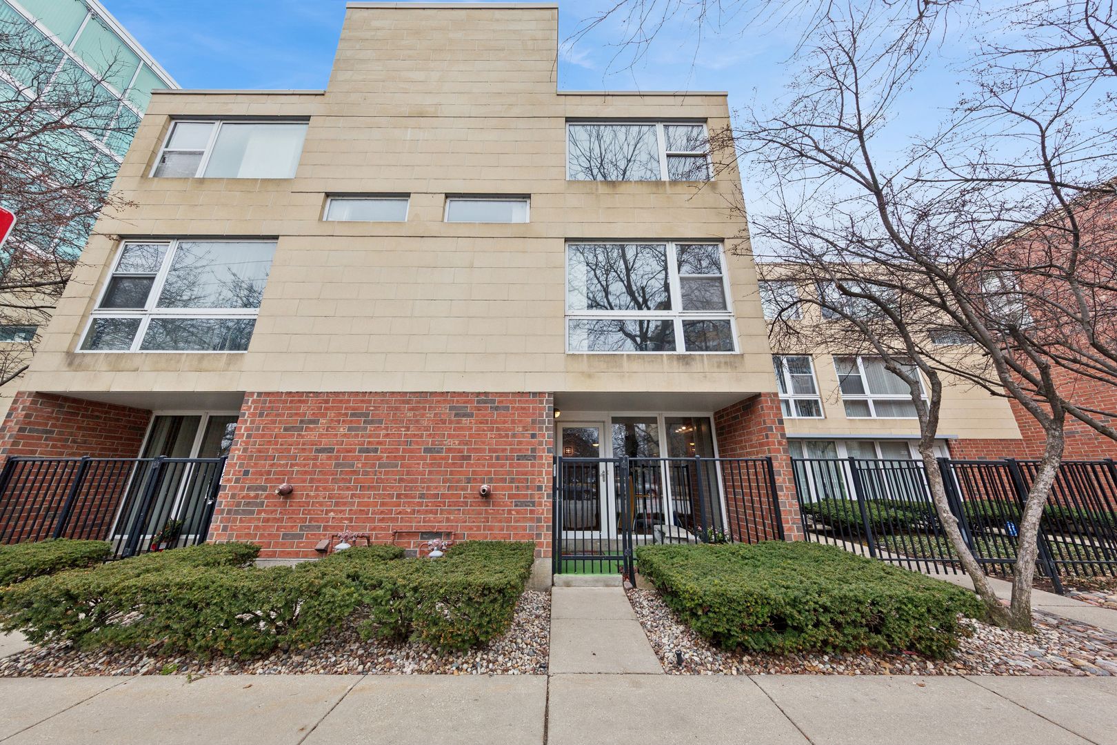 3123 S Michigan Avenue — Chicago, IL 60616