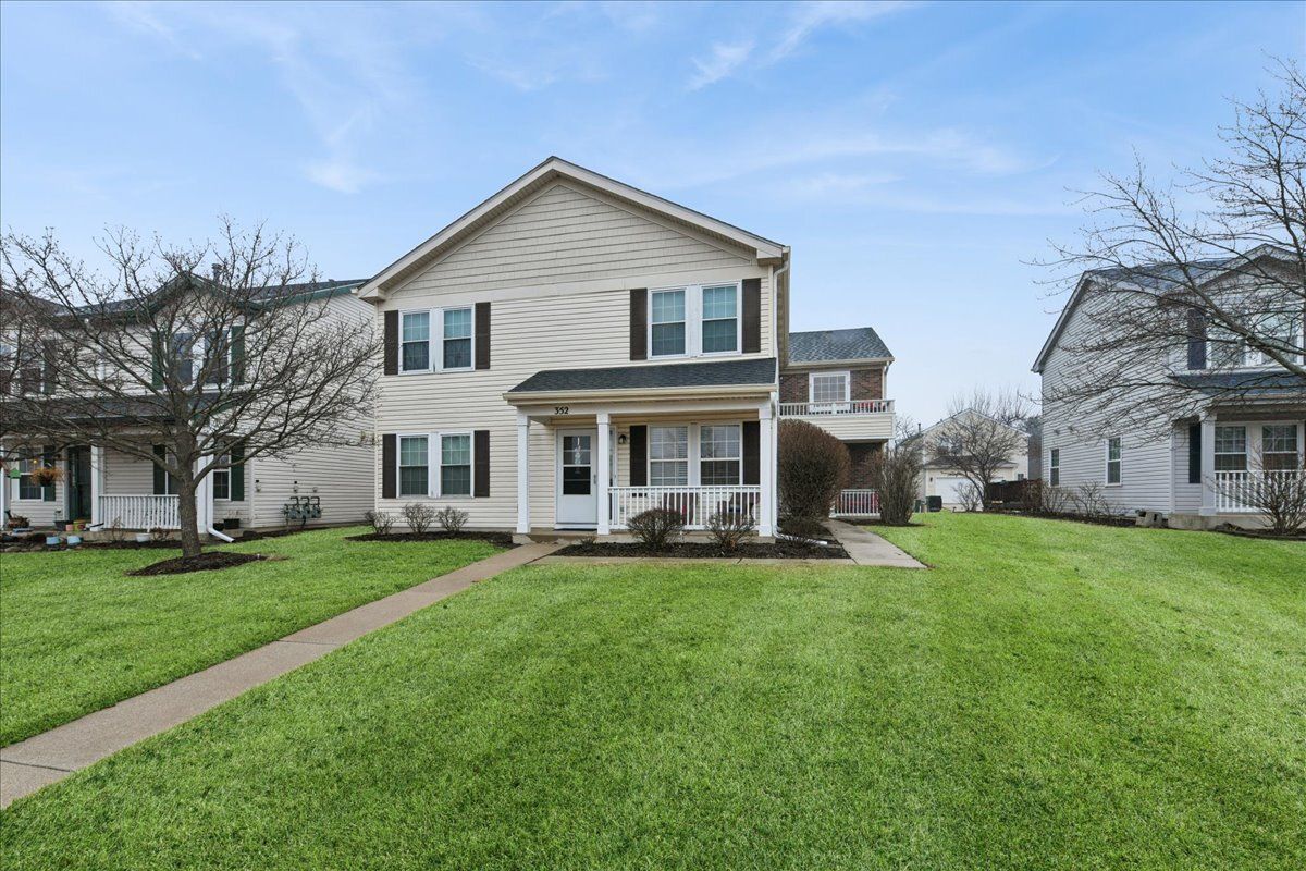 356 OGDEN FALLS Boulevard, Oswego, IL 60543