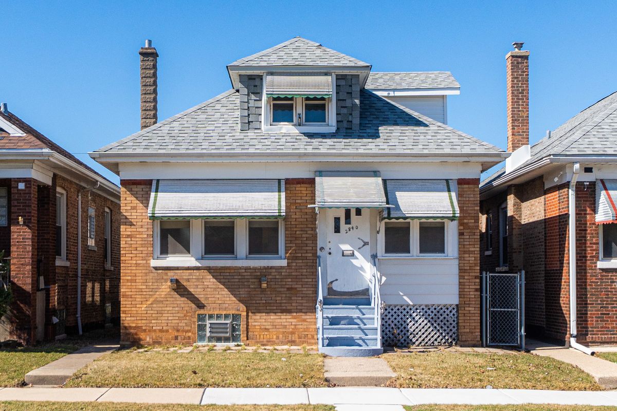 2840 Mobile Avenue, Chicago, IL 60634