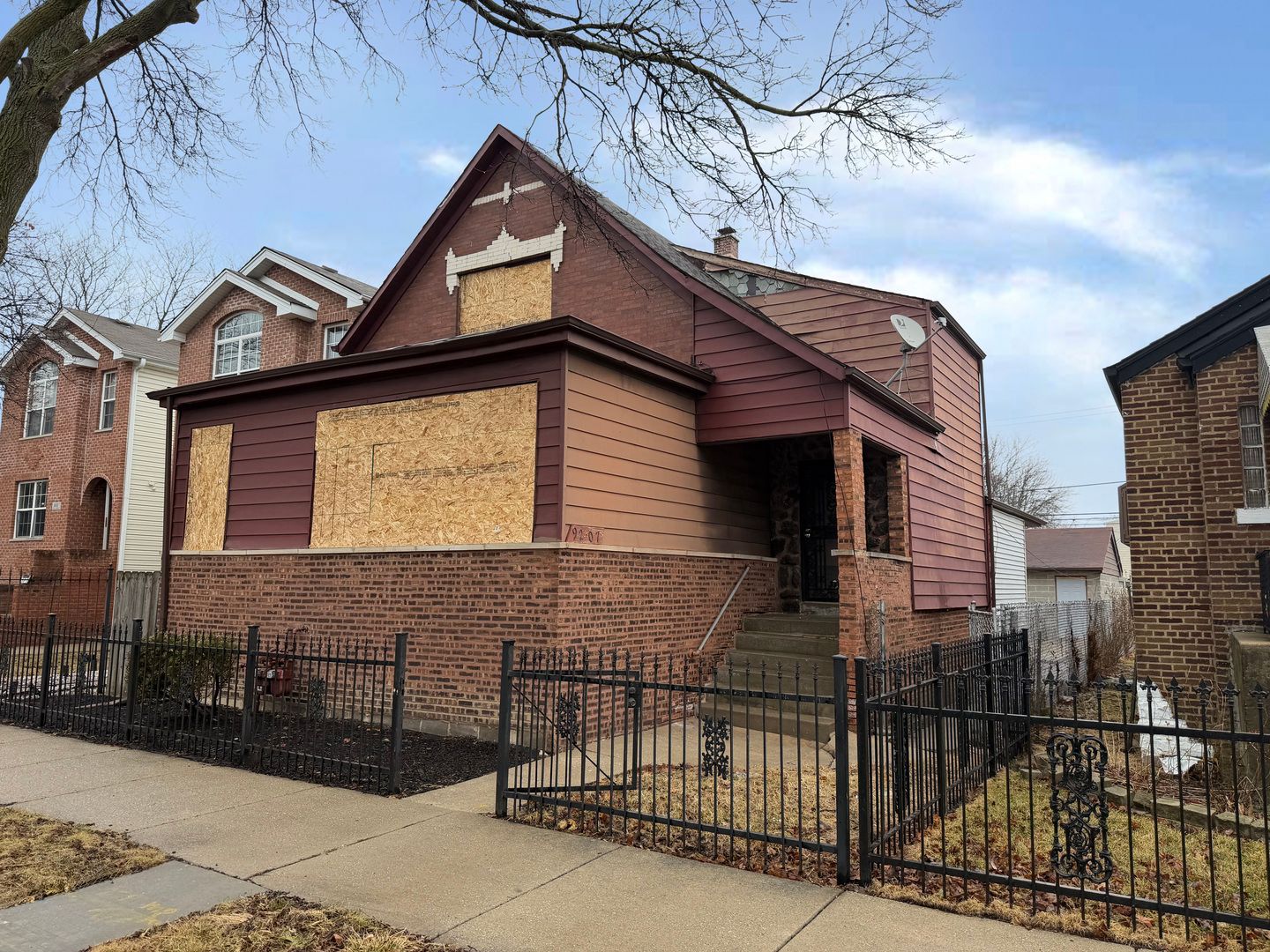 9207 S Ellis Avenue — Chicago, IL 60619