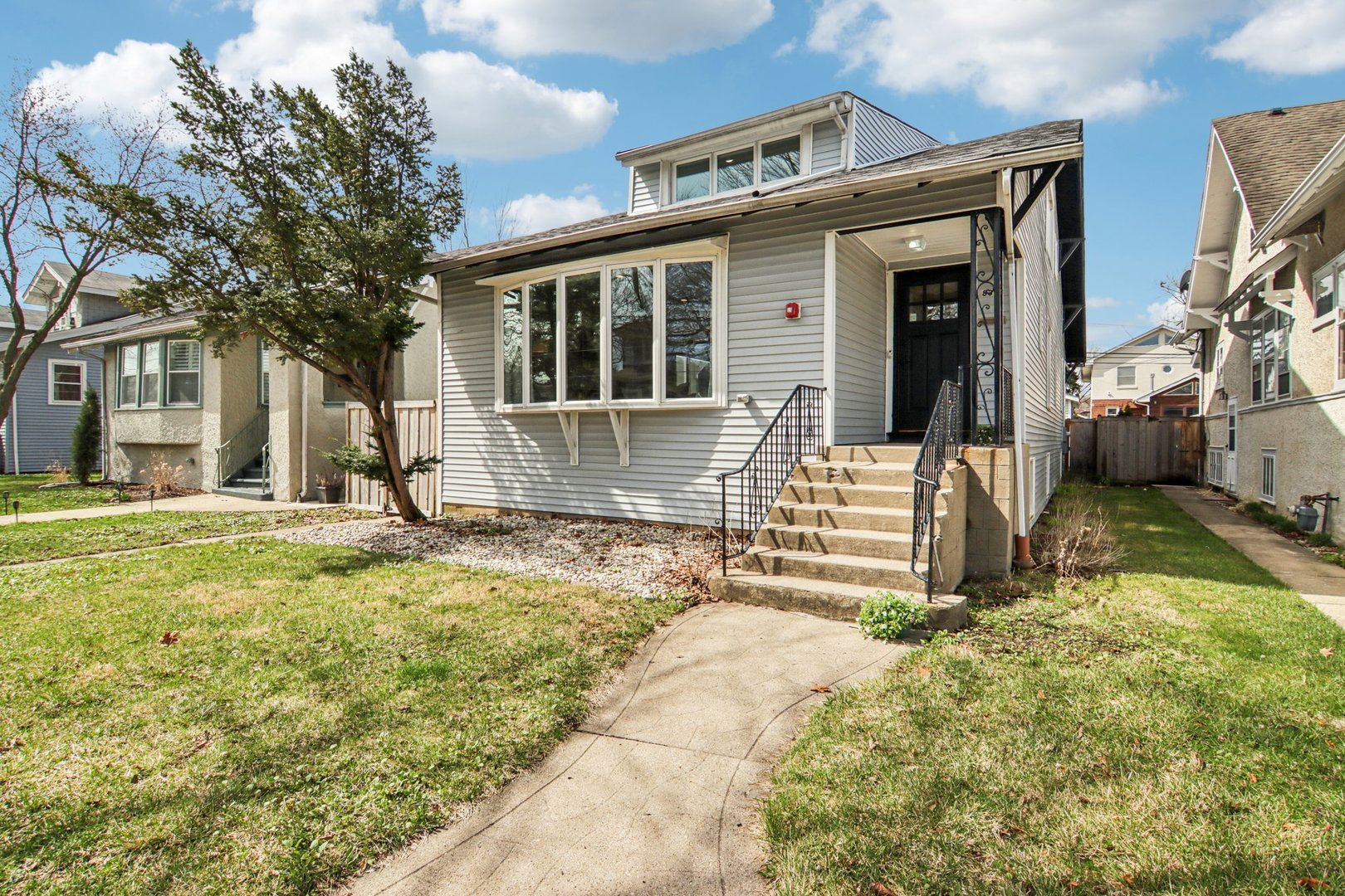 839 N Harvey Avenue — Oak Park, IL 60302