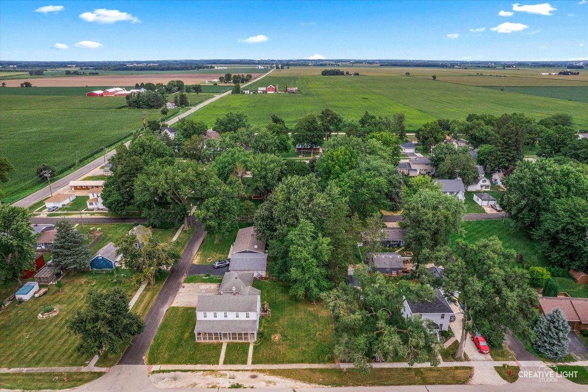 205 Center Street, Maple Park, IL 60151