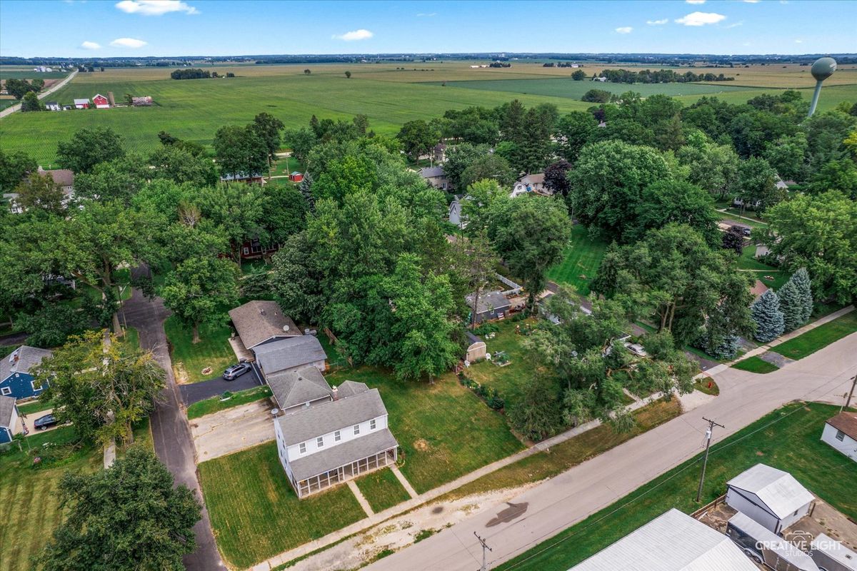 205 Center Street, Maple Park, IL 60151
