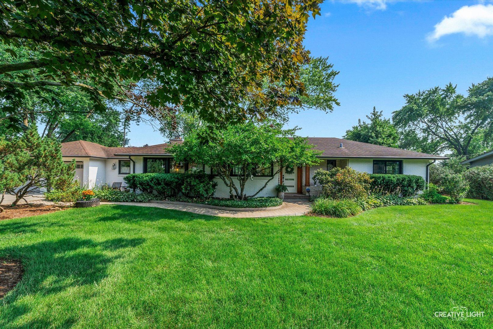 2300 Kaneville Road — Geneva, IL 60134