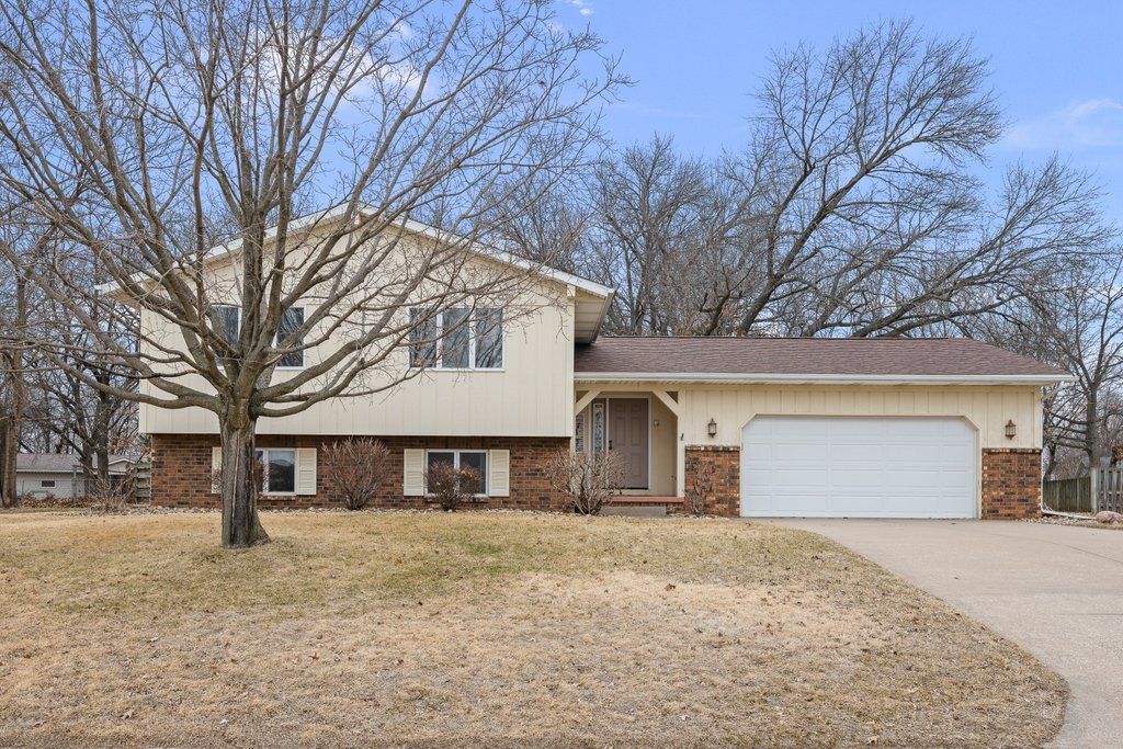 1141 Mark Street, Colona, IL 61241