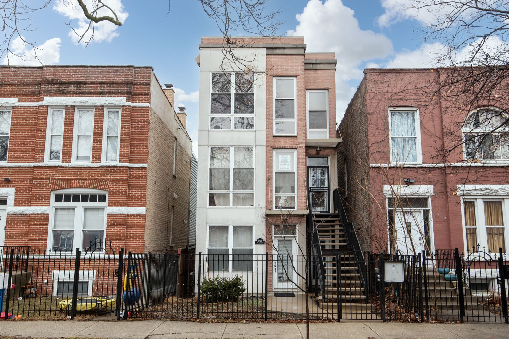 3414 W LE MOYNE Street #3 — Chicago, IL 60651