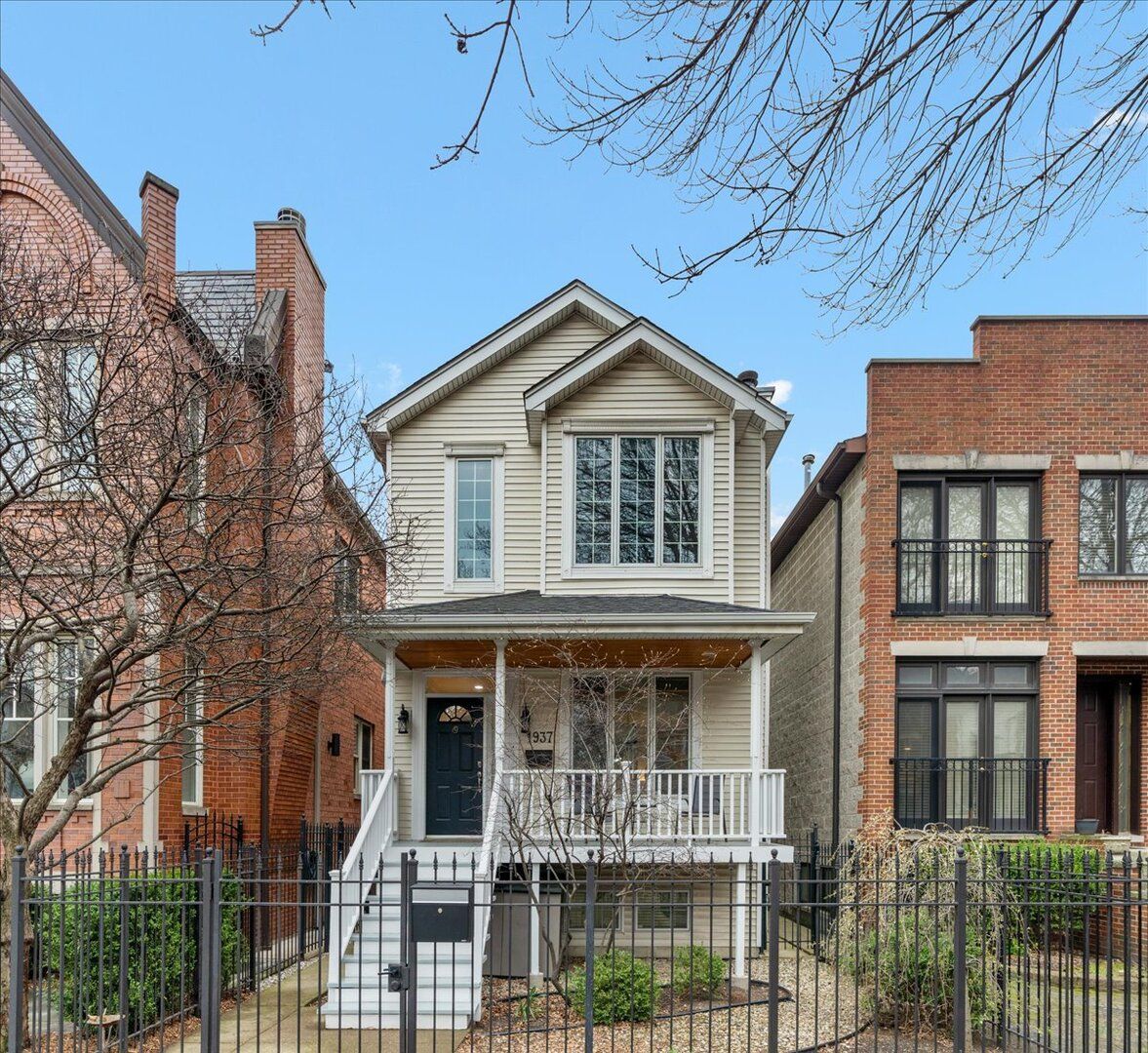 1937 Melrose Street, Chicago, IL 60657