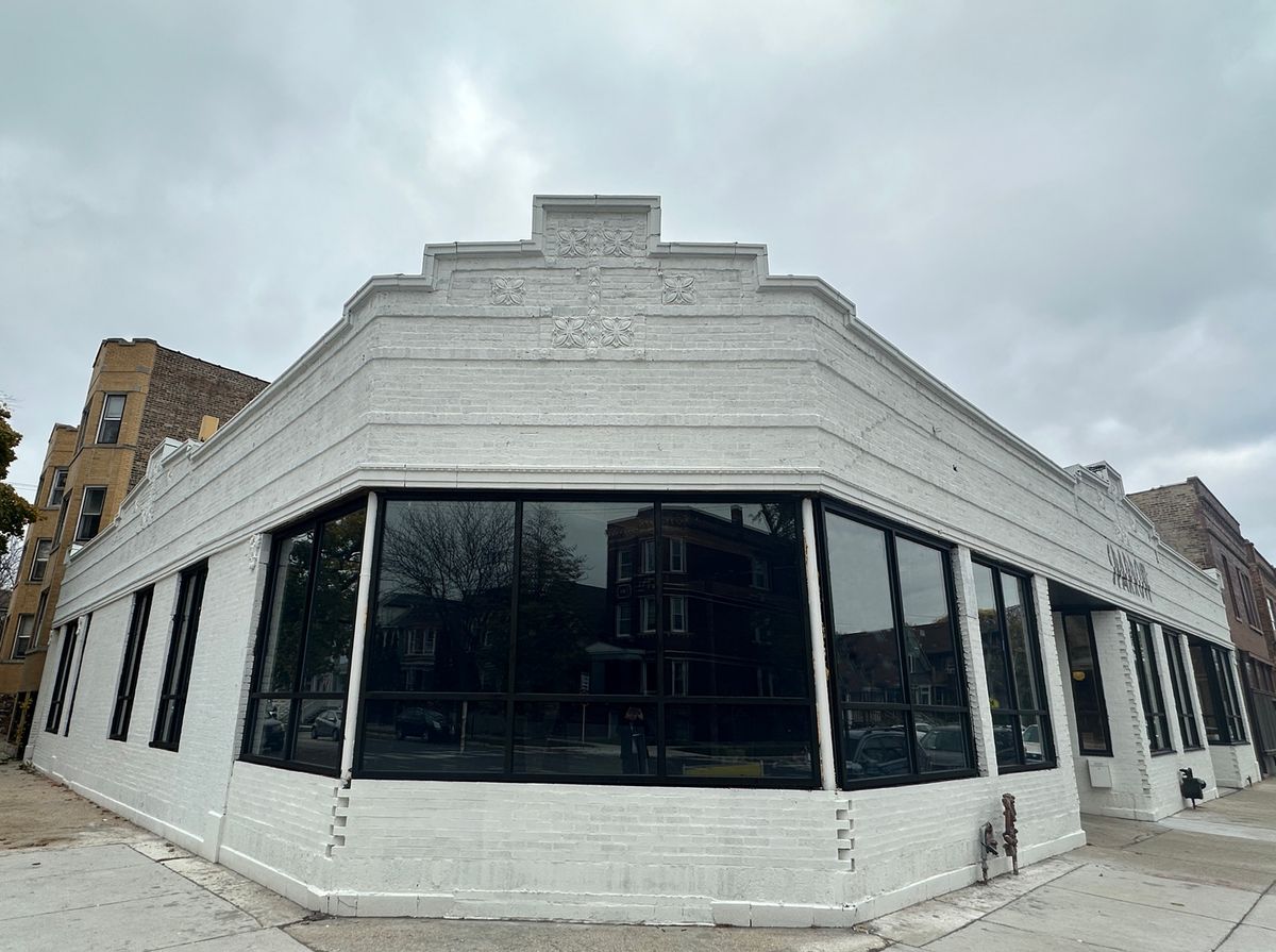 3652 Wrightwood Avenue, Chicago, IL 60647