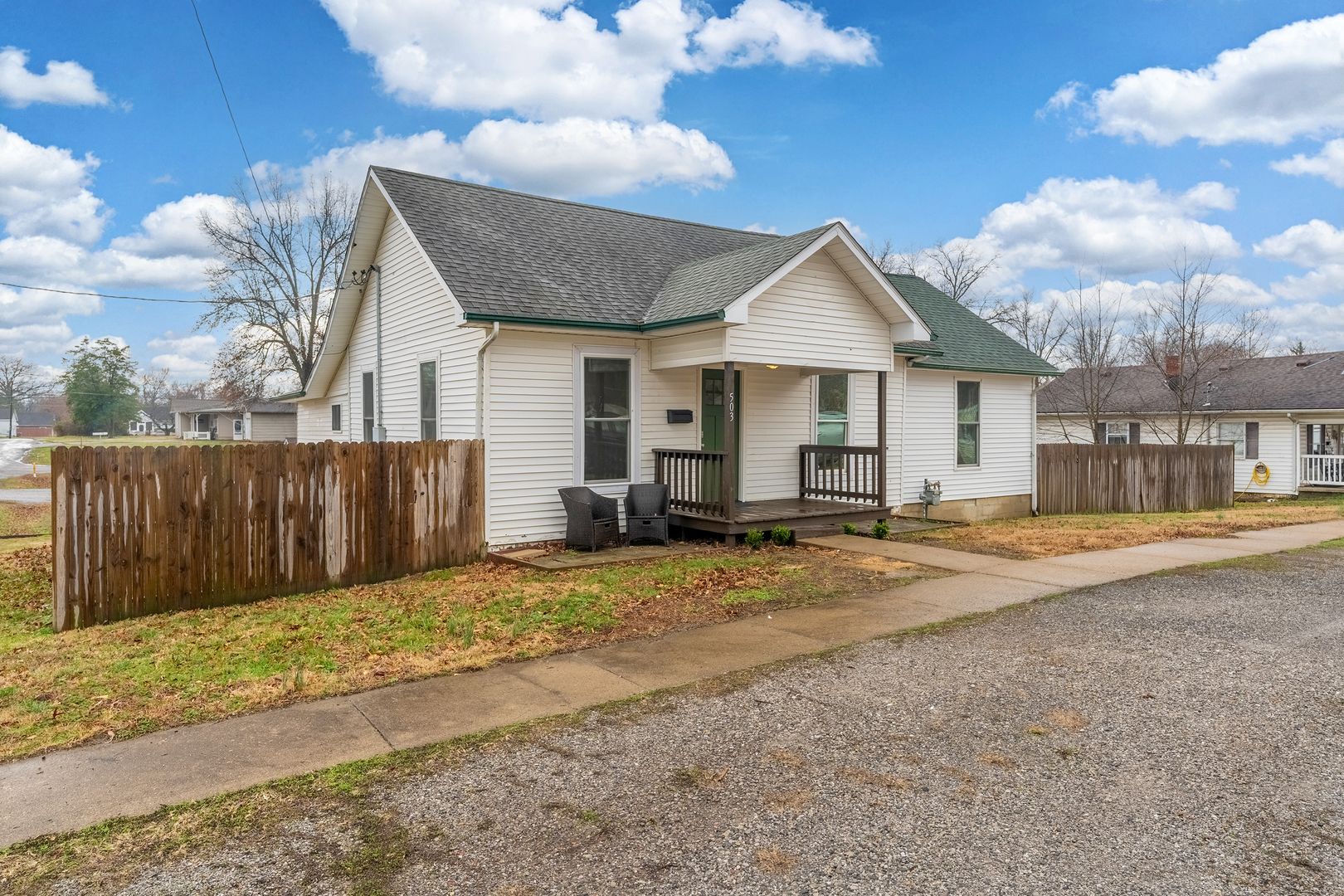 503 W Idaho Street — Carterville, IL 62918