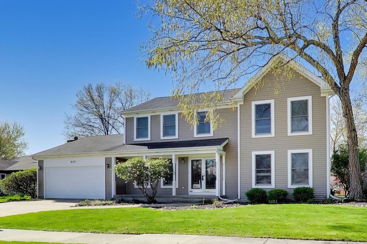 530 Cypress Bridge Road, Lake Zurich, IL 60047