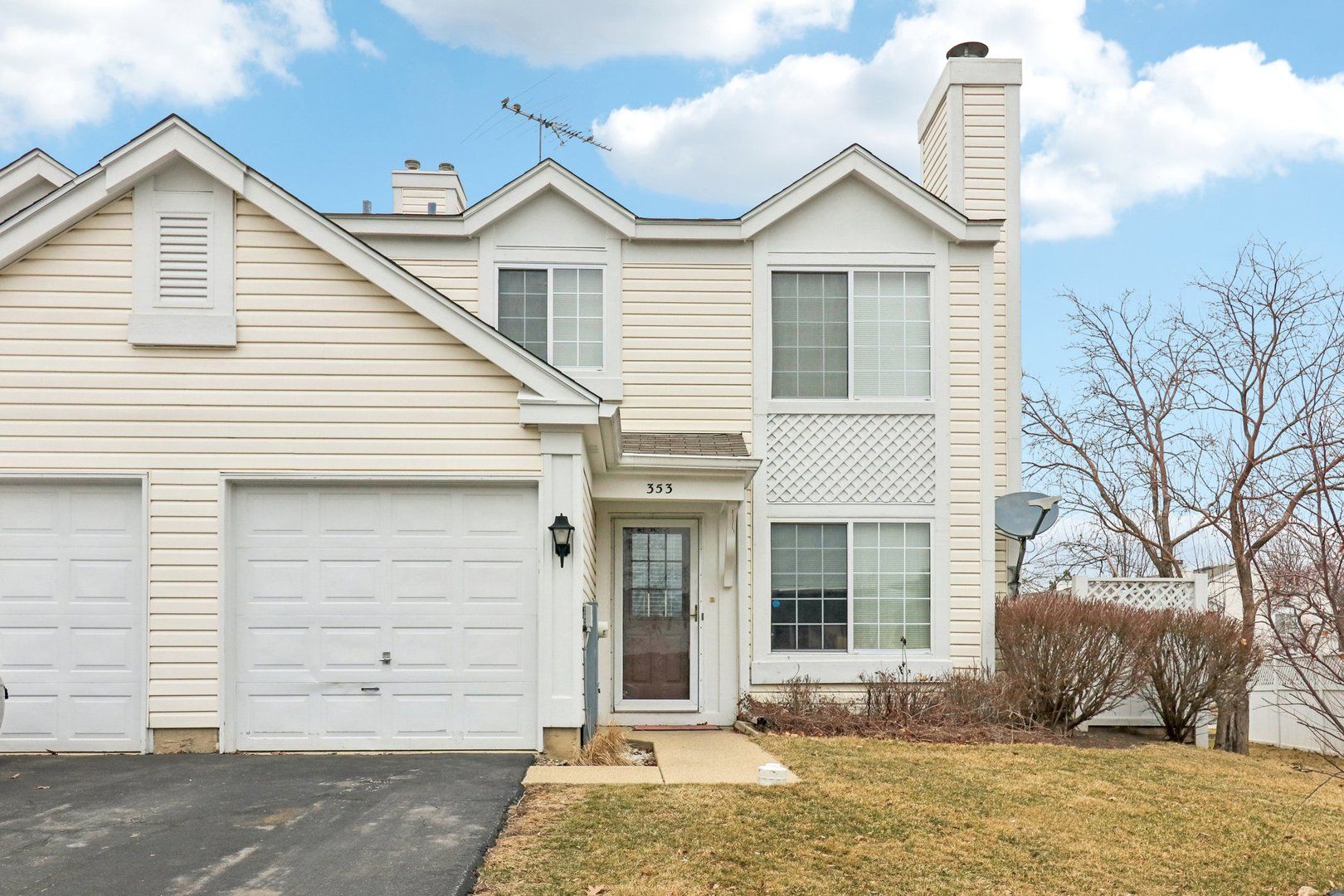 353 Gregory Street — Aurora, IL 60504