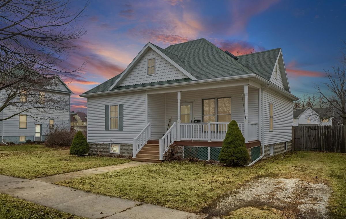 319 Orleans Street, Paxton, IL 60957